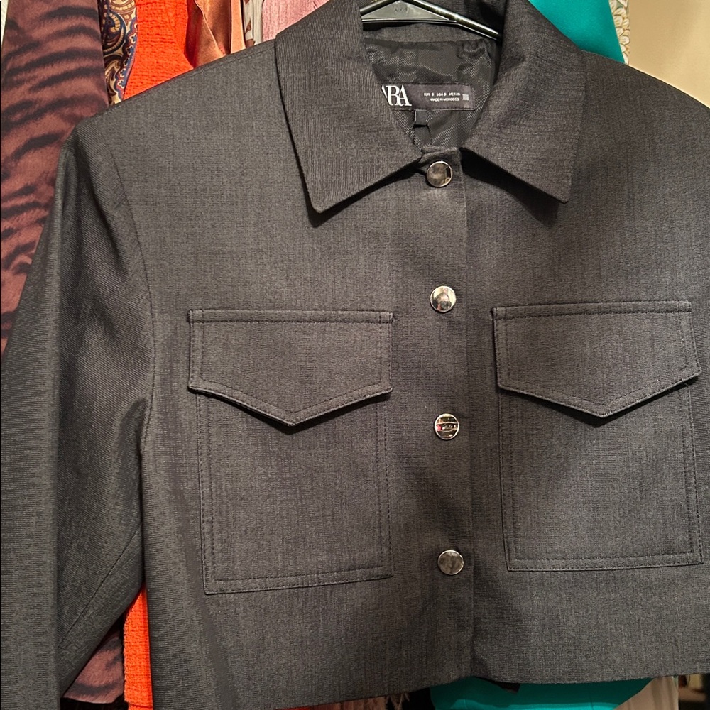 Zara Small Cropped Button Down Jacket